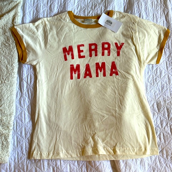 Merry Mama & Merry Mini Christmas Tees - Picture 2 of 5